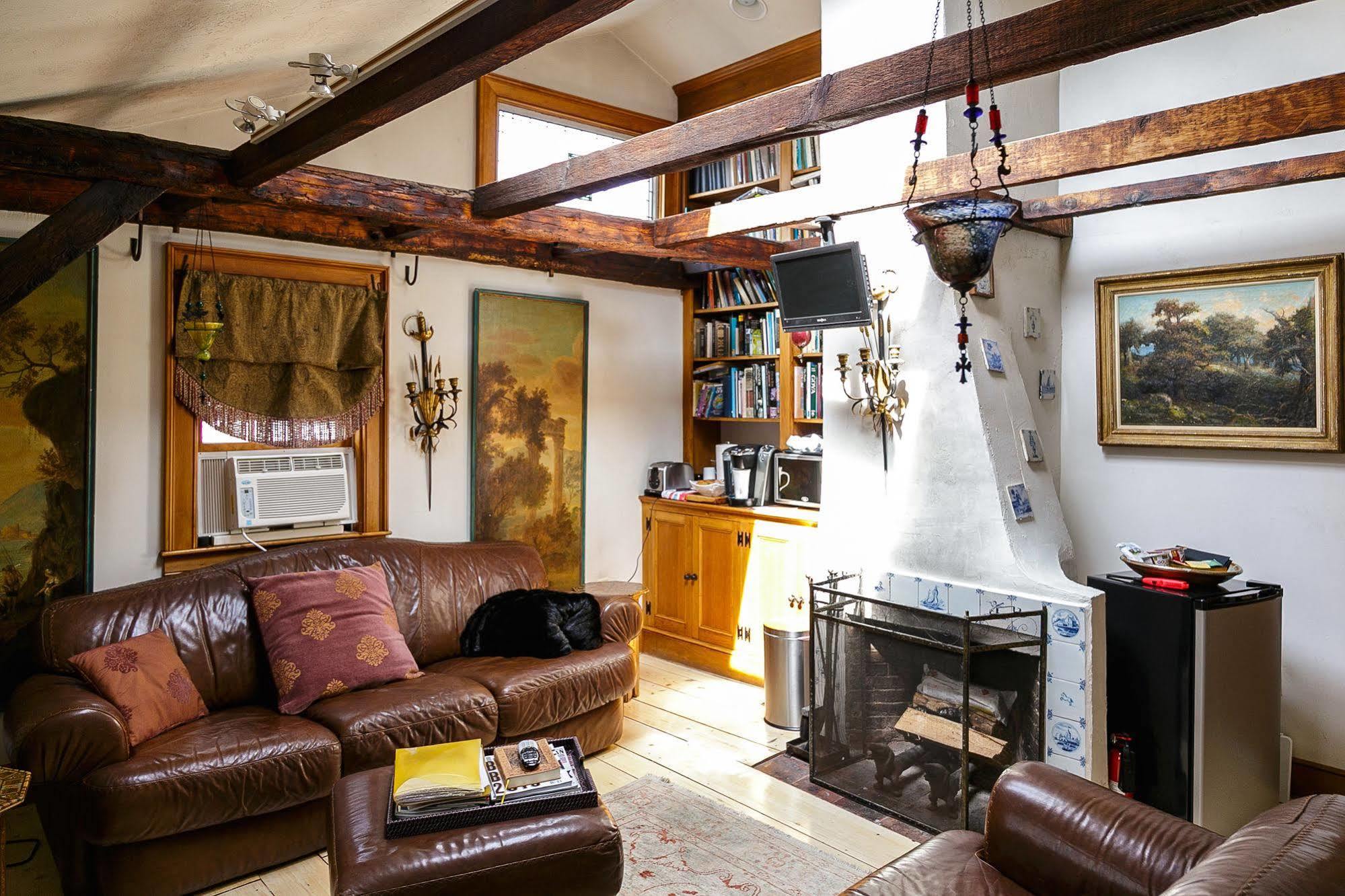 Moroccan Boutique Guest House Бостън Екстериор снимка