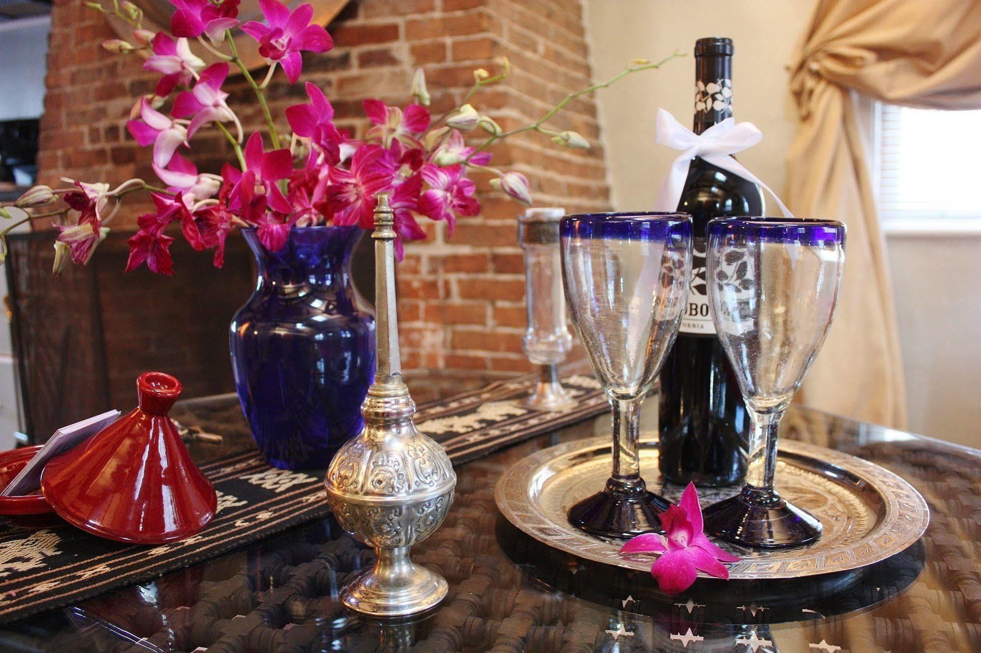 Moroccan Boutique Guest House Бостън Екстериор снимка